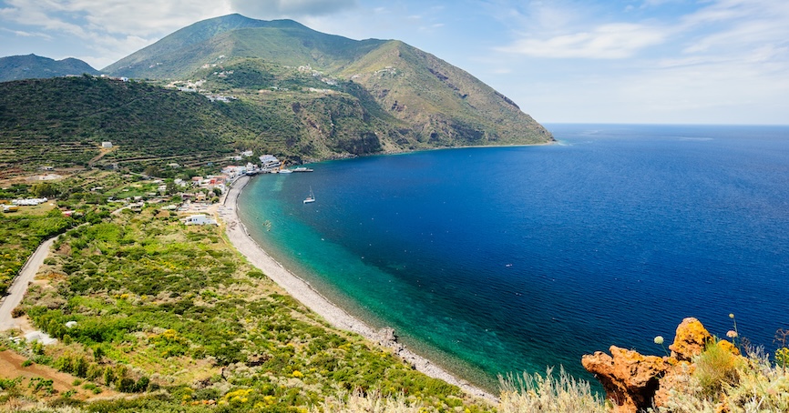 Discovering Lipari, the Largest of…